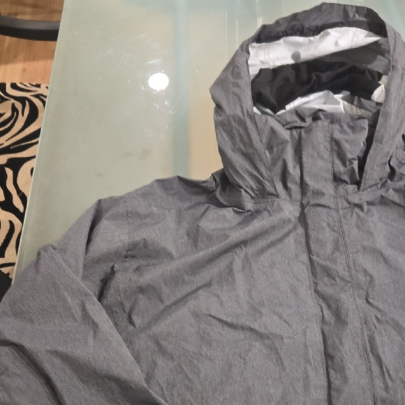 Men's Charcoal Hooded Raincoat - Picture 5 of 14